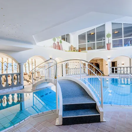 Vier Jahreszeiten Wellnessresort Achensee-2
